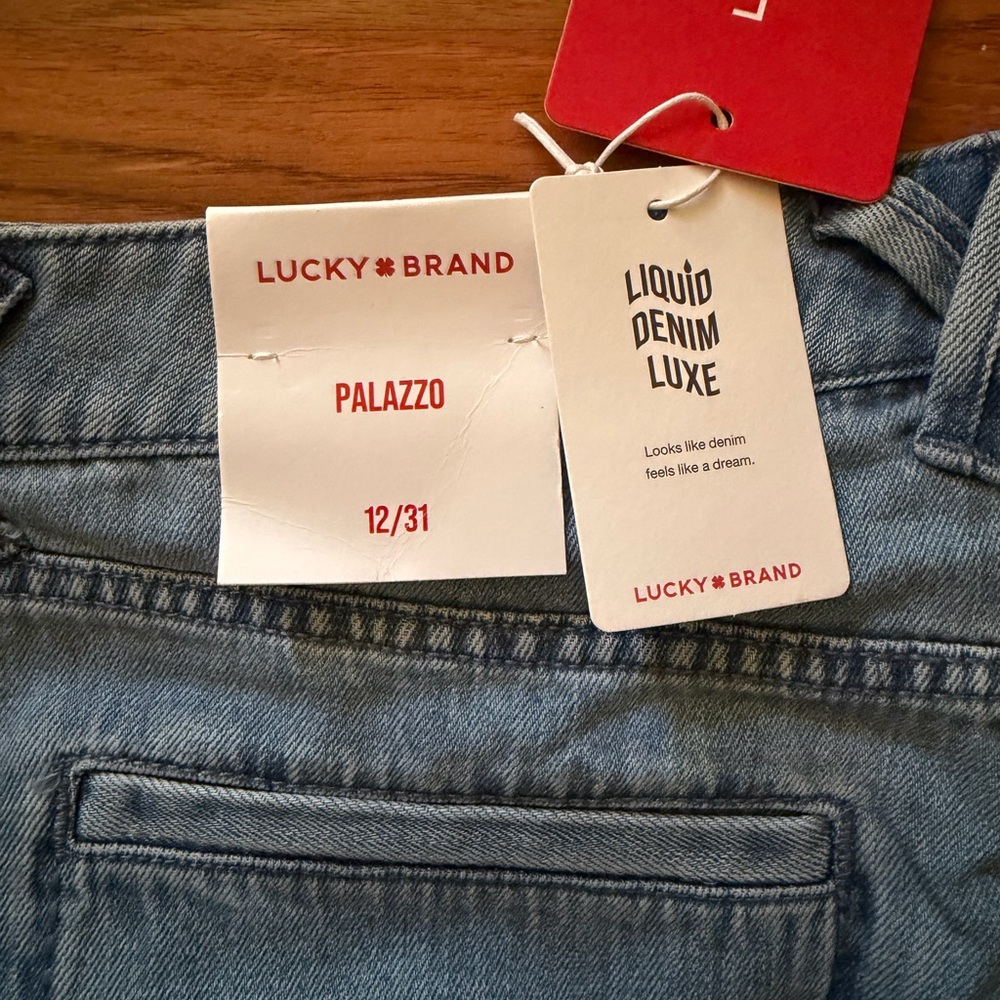 Lucky Brand Light Blue Wide Leg Jeans - Picture 6 of 9